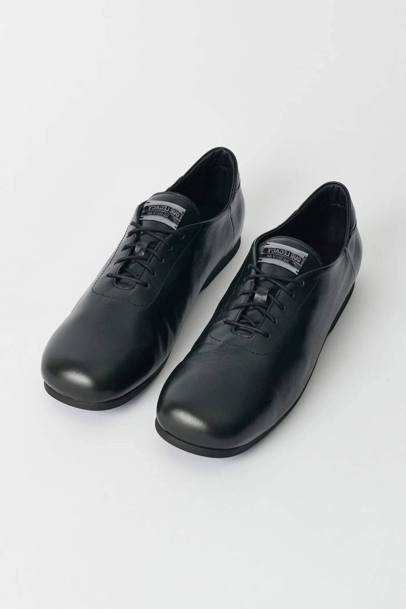 n*u様 【極美品】our legacy スニークイン　サイズ42 OUR LEGACY 「SNEAK IN SOMBRE SATIN BOVINE」 – SISTER