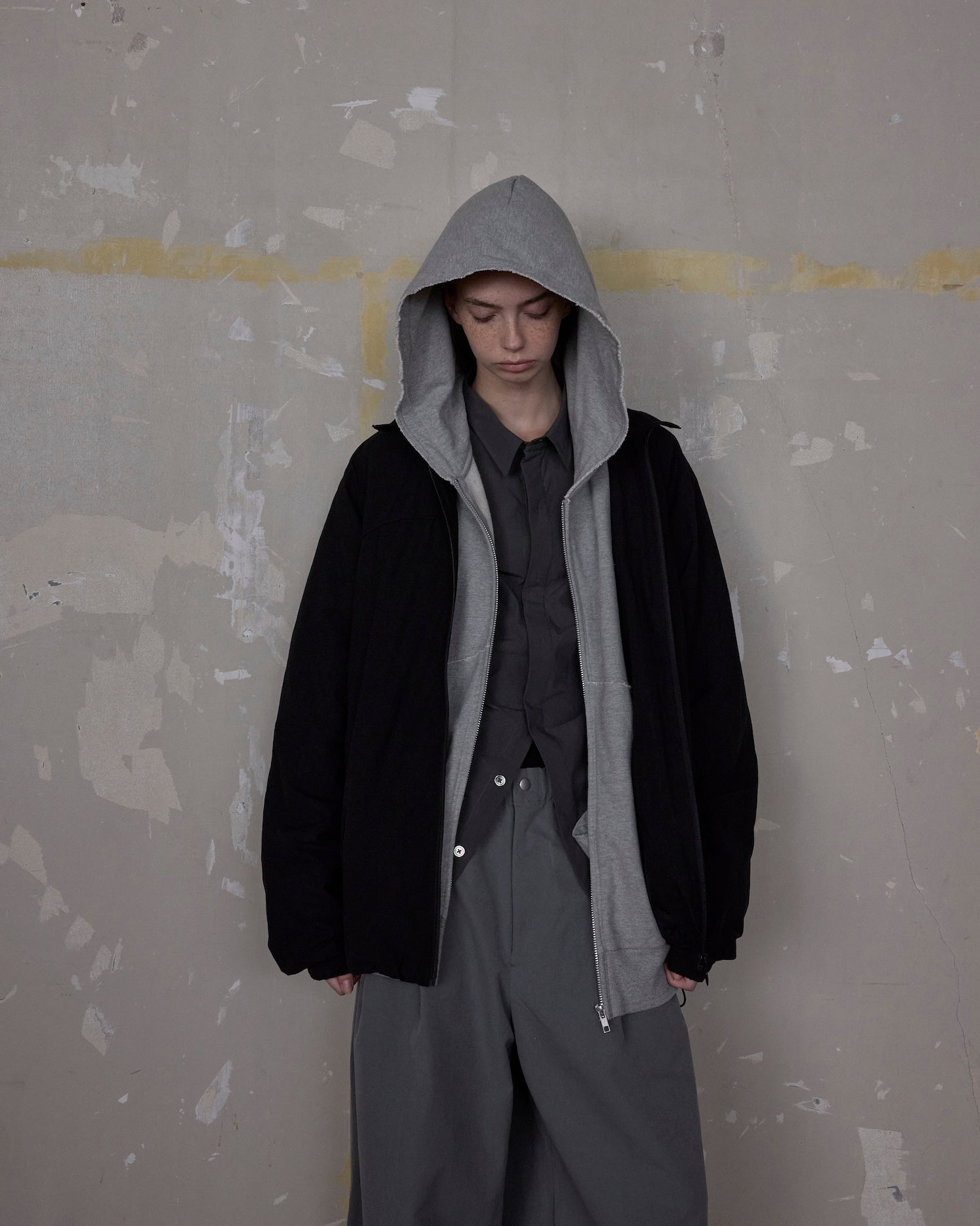 トップス ANTWORT WIND SWEAT ZIP HOODIE Antwort 「CUT OFF ZIP HOODIE / GREY」 – SISTER