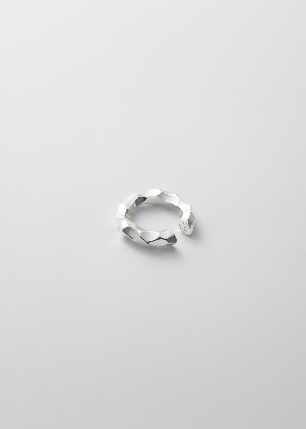 All Blues「Almost ear cuff thin Carved Silver」 – SISTER