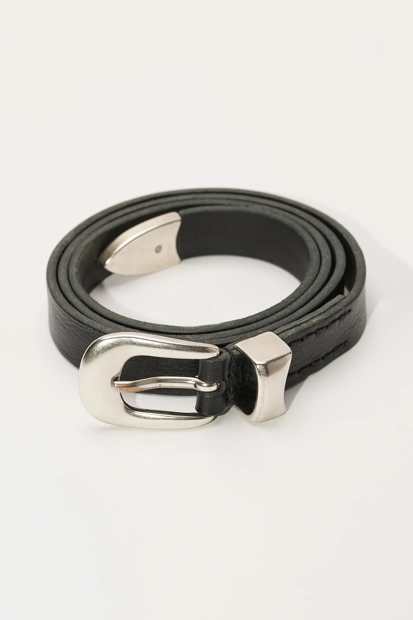 OUR LEGACY 「BELT 2 CM BLACK LEATHER」 – SISTER