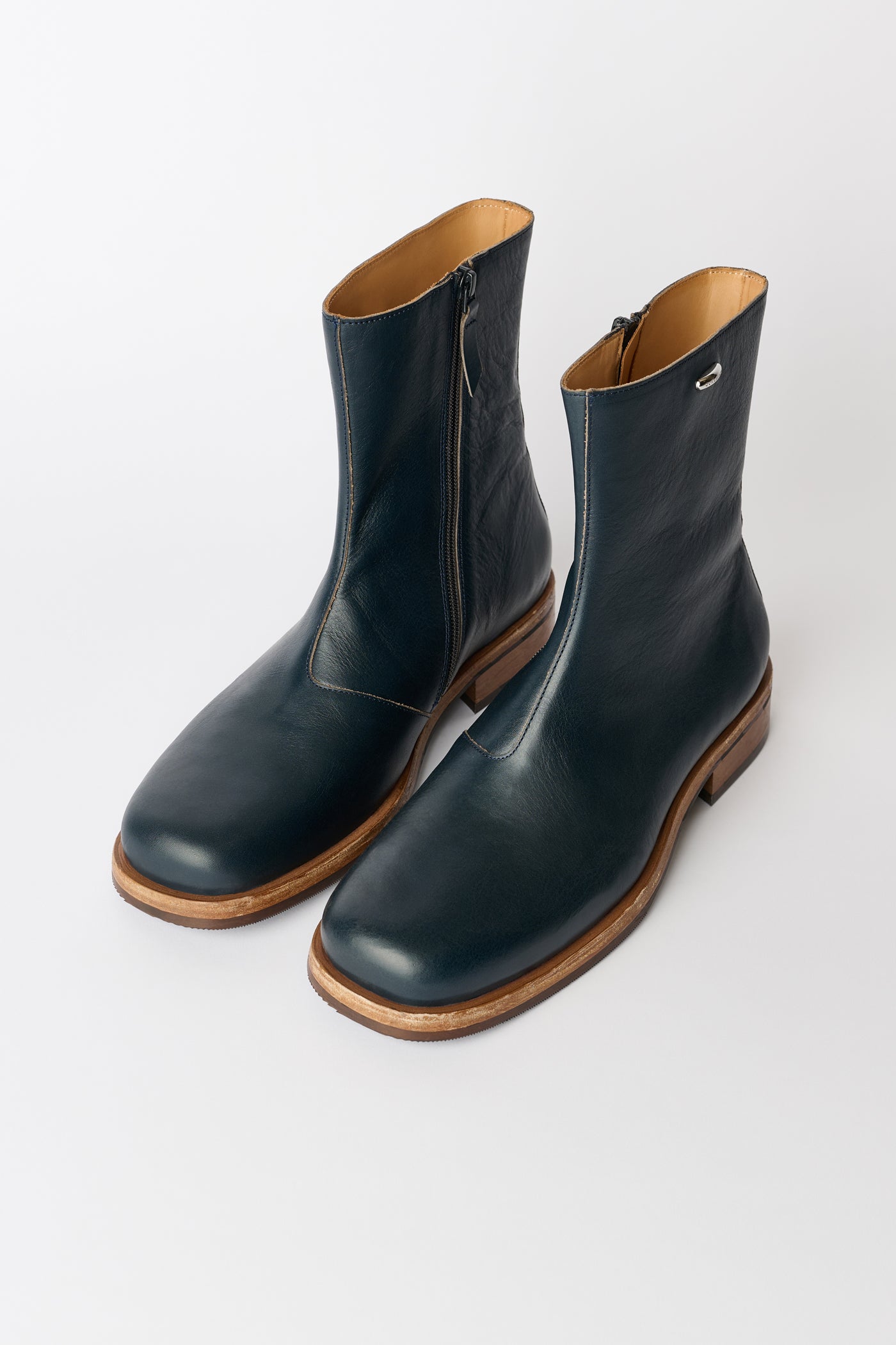 OUR LEGACY 「CAMION BOOT STATION BLUE PLIABLE BOVINE」 – SISTER