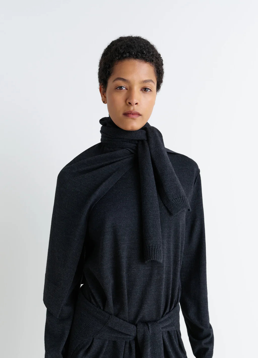 LEMAIRE 「TROMPE L'OEIL SCARF BLACK」 – SISTER