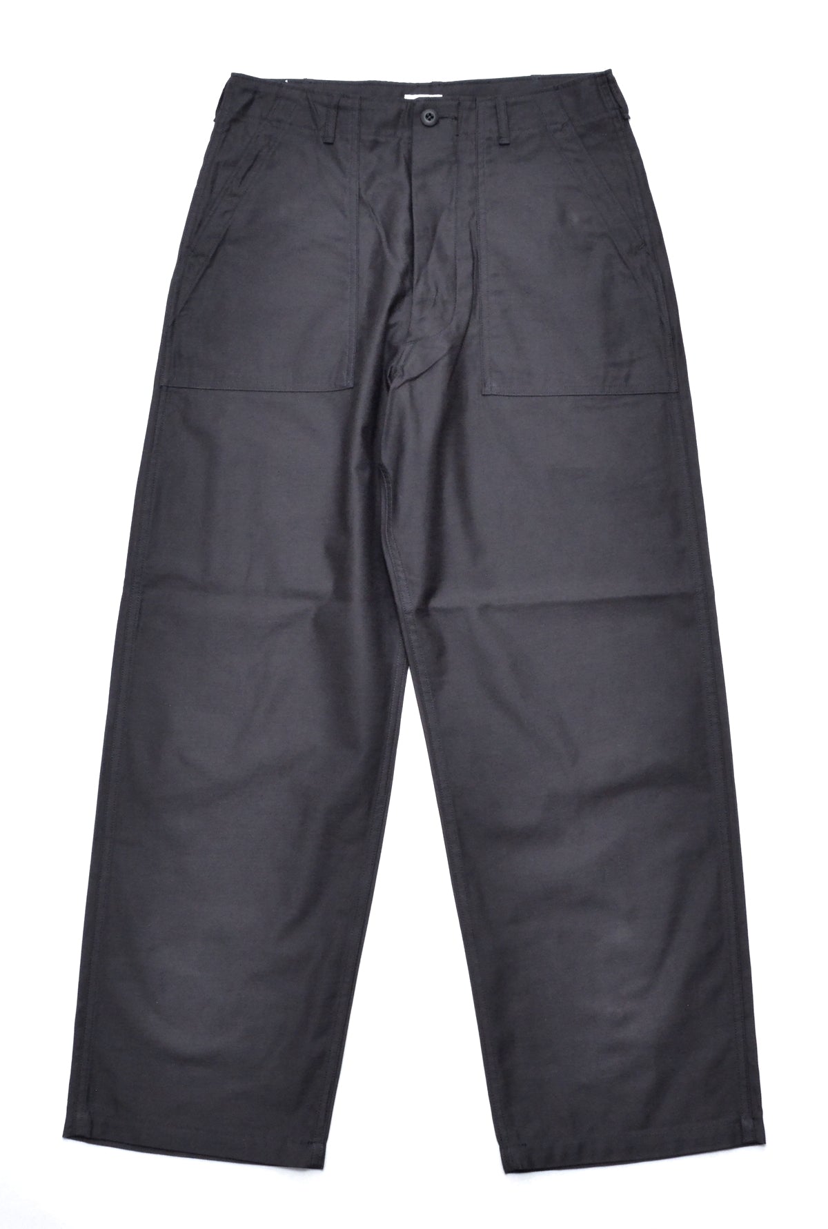 CIOTA「スビンコットン ムラ糸バックサテン ベイカーパンツ / ブラック