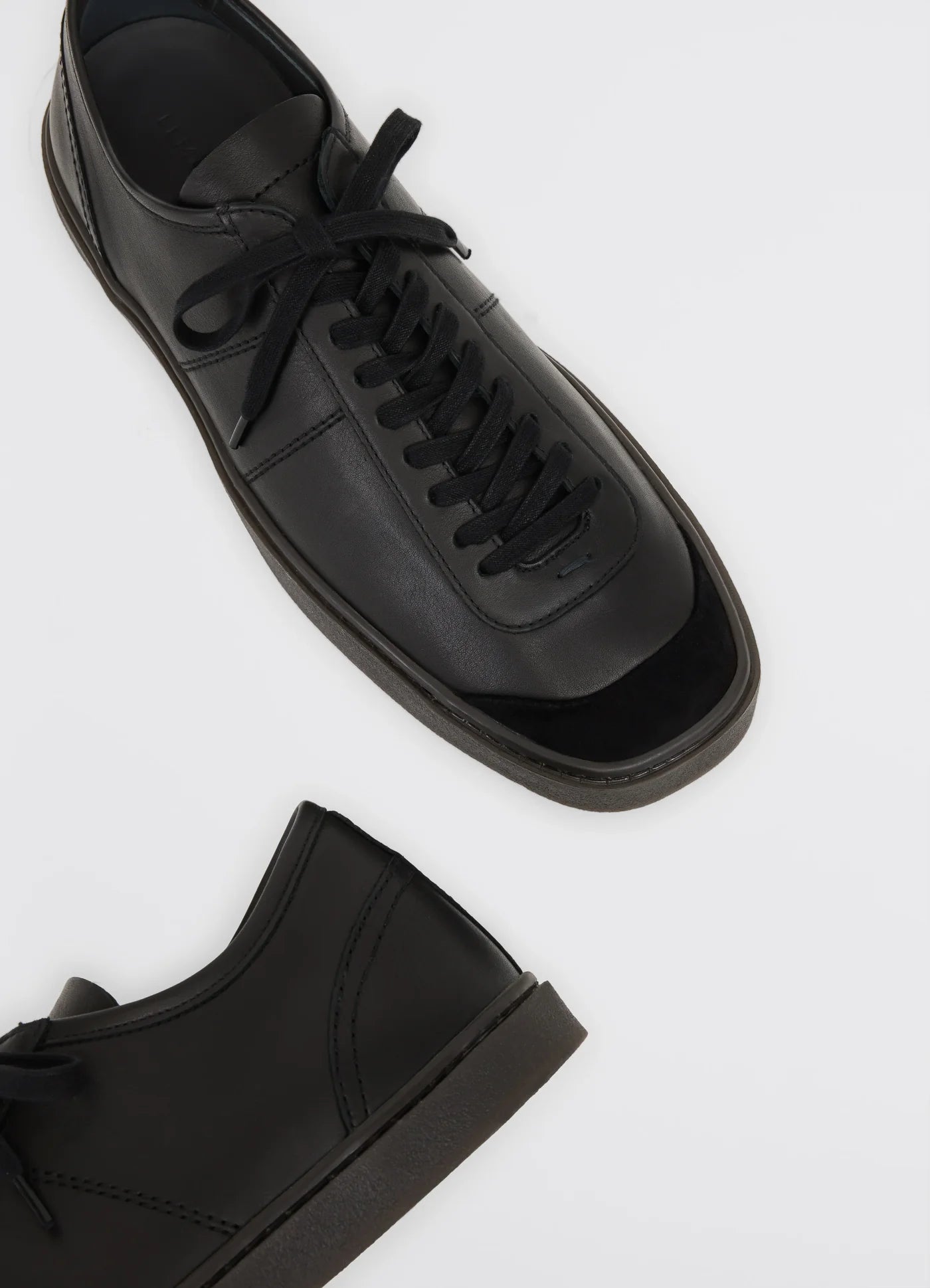 LEMAIRE 「LINOLEUM BASIC LACED UP TRAINERS」 – SISTER