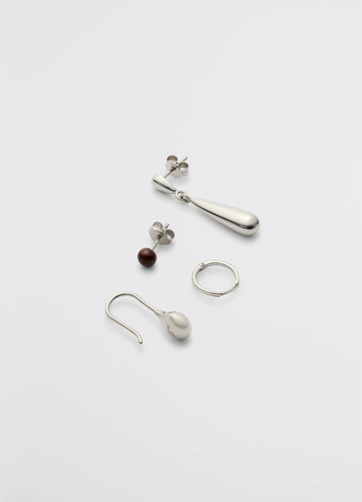 Lemaire ピアス4点セット GOLD Lemaire ウィメンズ イヤリング & ピアス | SSENSE 日本