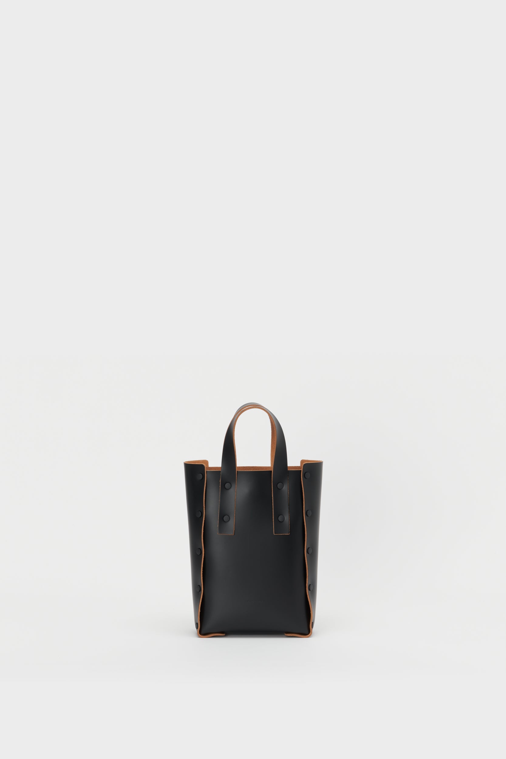 Hender Scheme 「assemble hand bag tall S / black」 – SISTER