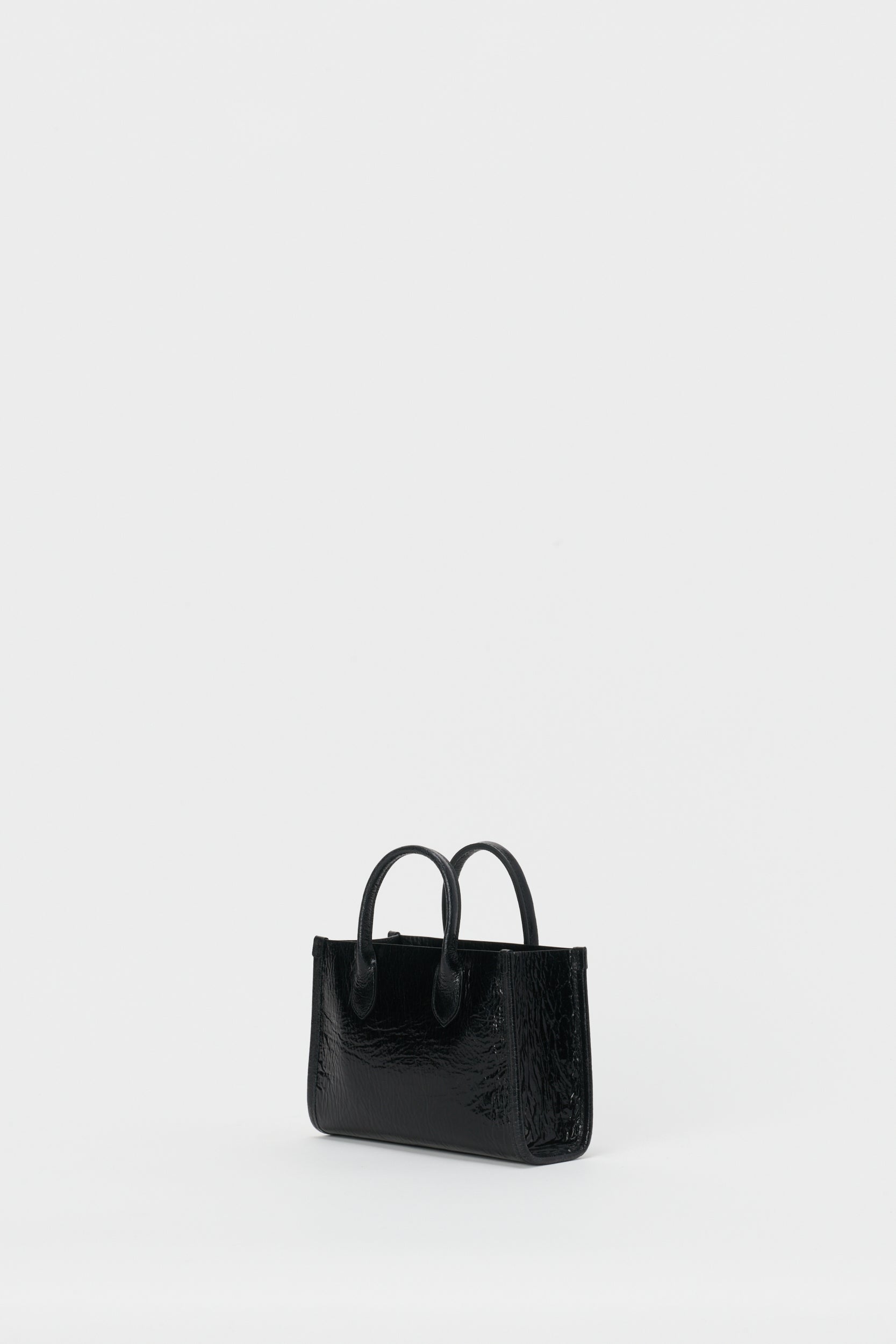 Hender Scheme 「atypical Sophie S / black mirror」 – SISTER