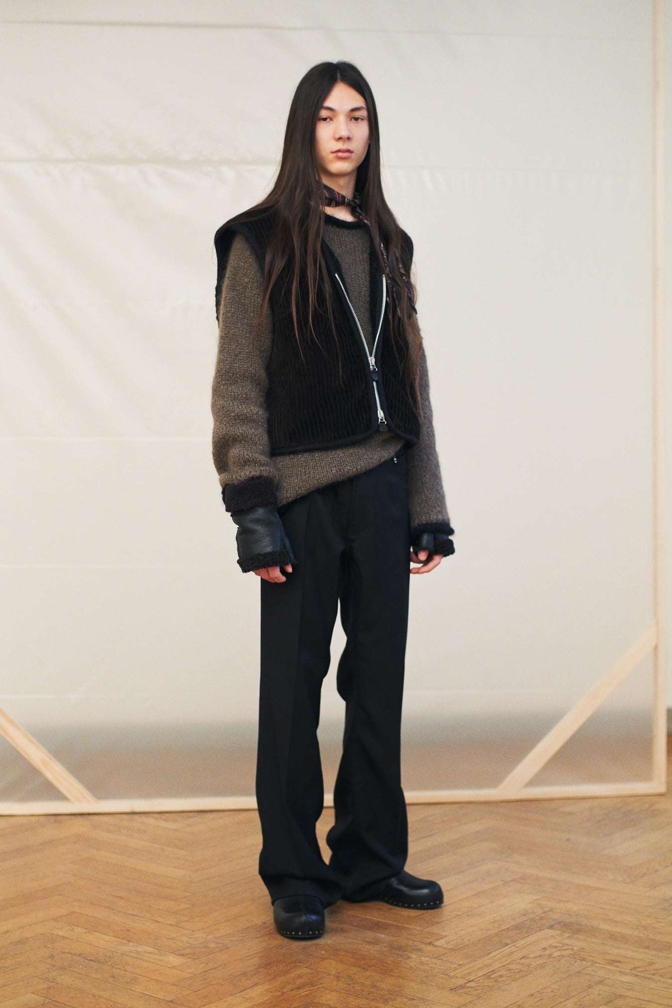 OUR LEGACY 「TOP VEST PROFOUND BROWN MAMMOTH CORD」 – SISTER