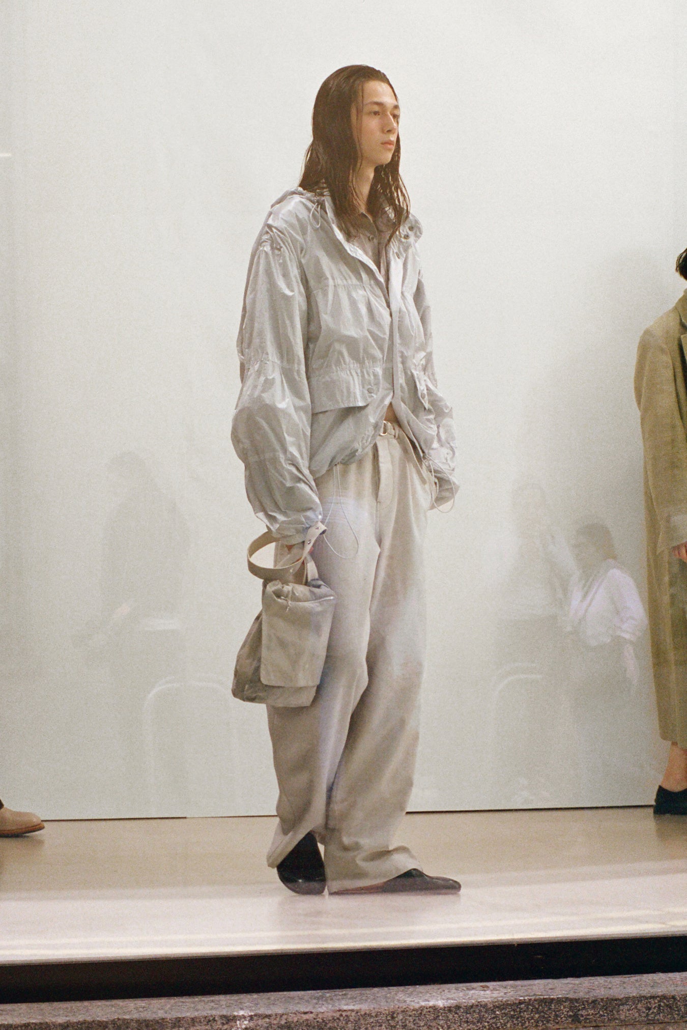 OUR LEGACY 「EXHALE PUFFA VAPOR CREAM PARACHUTE RIPSTOP」 – SISTER