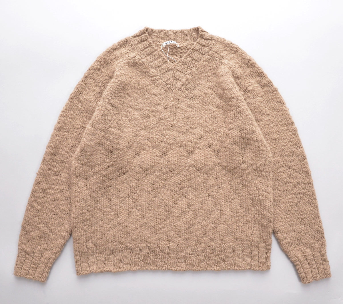 AURALEE 「 WOOL SLUB KNIT V-NECK P/O / BEIGE 」 – SISTER